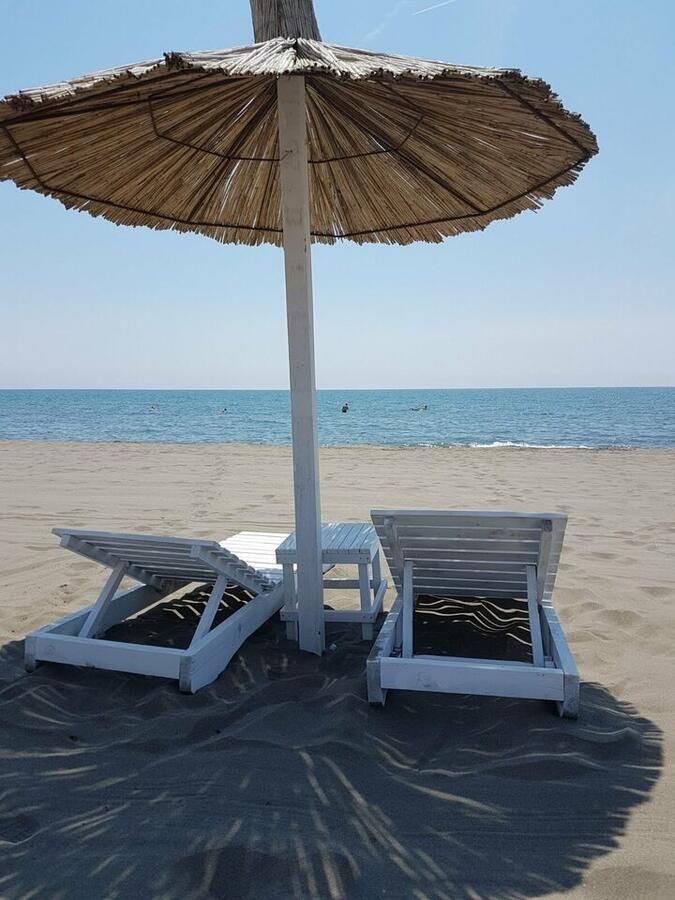 Гостевой дом Ferienwohnung Sun mit Pool Улцинь-11