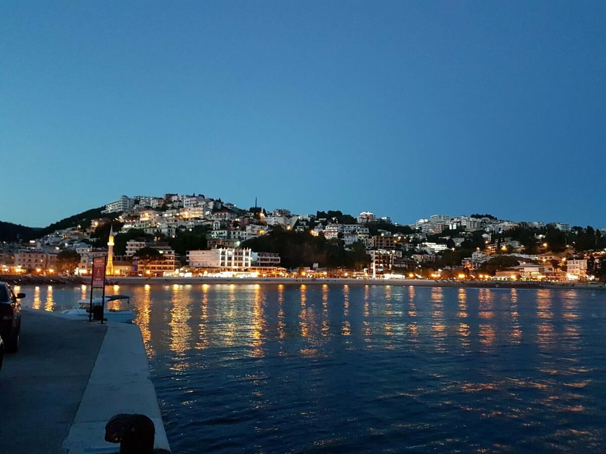 Гостевой дом Ferienwohnung Sun mit Pool Улцинь-12